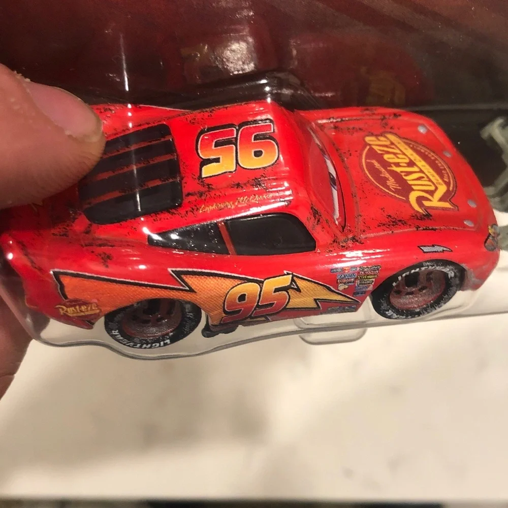 Mattel Cars Lightning McQueen with Shovel - Red and Yellow